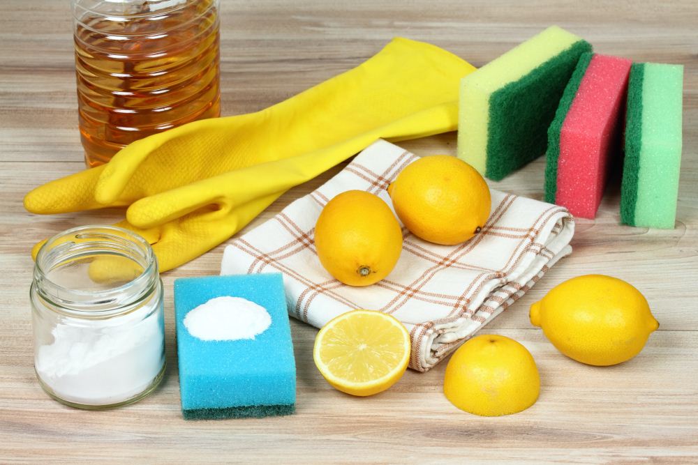 Что может помочь очистить поверхность плиты